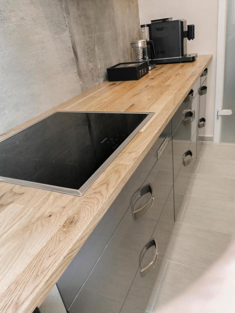 Geli Homes L1 - 2X Zimmer, 2X Kingsize Bett, 1 Bis 4 Personen, Parkplatz, Tv, Wifi, Top Kueche, Kaffee, Tee Lünen Esterno foto